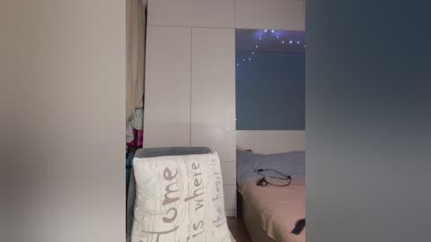 _wowfox_ free recording from 2025-12-31 00:21:00