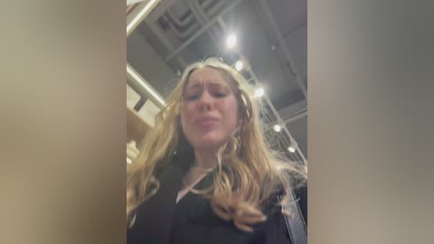 likachkaa free recording from 2025-12-31 00:21:00