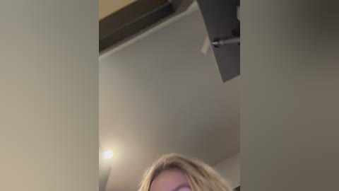 x_nastya_x free recording from 2025-12-31 00:21:00