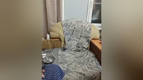 family2020 free recording from 2026-01-07 00:21:00