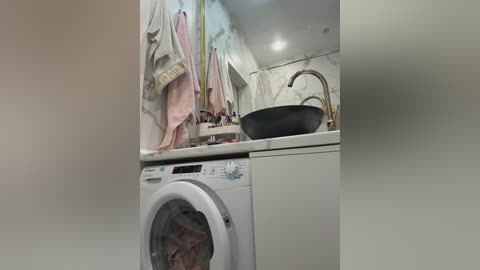 adel9 free recording from 2026-01-12 02:25:00