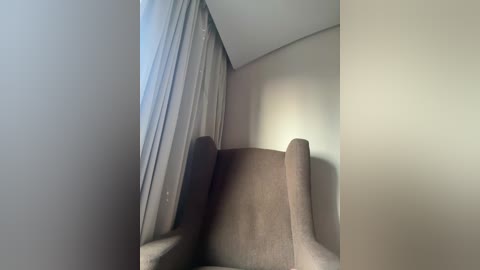 linnea free recording from 2026-01-15 00:07:00