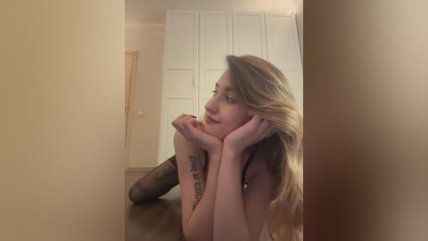 _lana_chester_ free recording from 2026-01-16 00:56:00