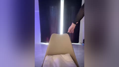 honeycouple free recording from 2026-01-17 00:29:00