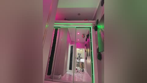 adel9 free recording from 2026-01-26 00:12:00