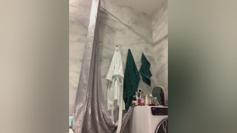 lovelama free recording from 2026-02-01 00:27:00