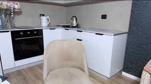 _molly_ free recording from 2026-02-04 00:35:00