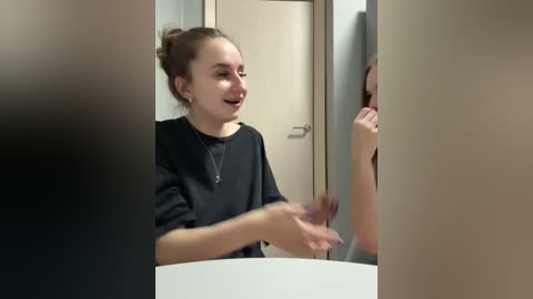 kira_sofia free recording from 2026-02-04 00:35:00