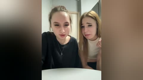 kira_sofia free recording from 2026-02-04 00:35:00