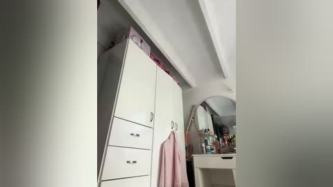 sallyeleins free recording from 2026-02-04 00:35:00