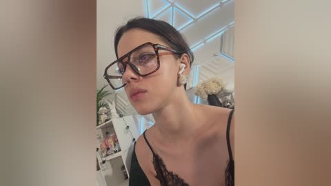 taanni free recording from 2026-02-04 00:35:00