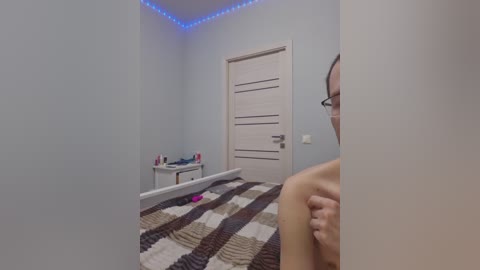 chelsi16 free recording from 2026-02-07 01:03:00