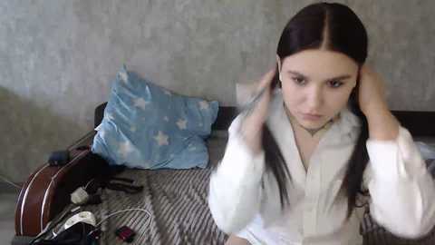 silklovers free recording from 2026-02-07 01:03:00