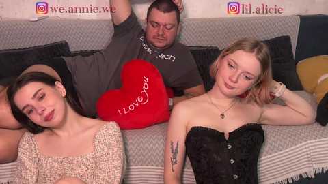 sweety_couple free recording from 2026-02-12 00:16:00