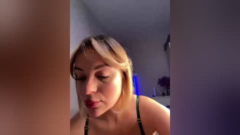 mila_m free recording from 2026-02-18 00:18:00