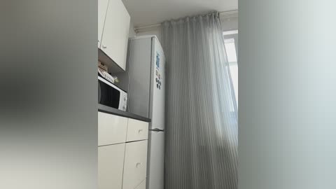 kiss_krisss free recording from 2026-02-20 00:00:00