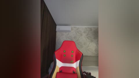 lolafox free recording from 2026-02-19 00:04:00