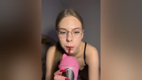 kiki_77 free recording from 2026-02-24 00:00:00