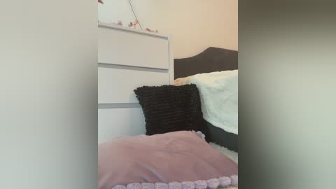 alise8881 free recording from 2026-02-24 00:21:00