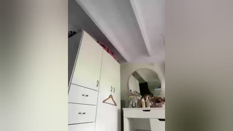 sallyeleins free recording from 2026-02-25 00:00:00