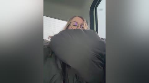 likachkaa free recording from 2026-02-26 03:44:00