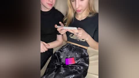 linatwins free recording from 2026-03-04 00:33:00