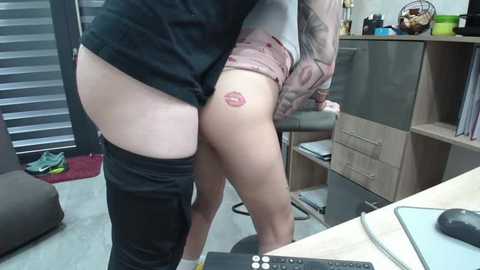 tattoo_couple free recording from 2026-03-04 00:38:00