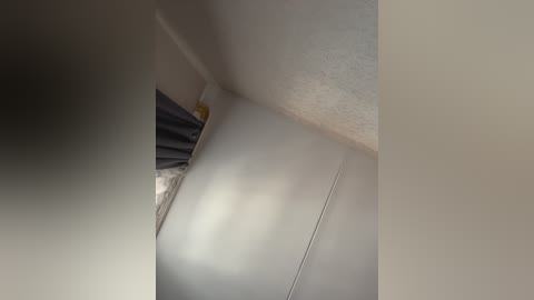 _hennessy_ free recording from 2026-03-05 01:20:00