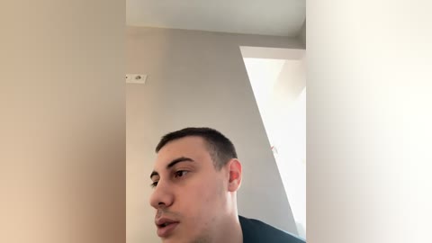 dream022 free recording from 2026-03-26 00:06:00