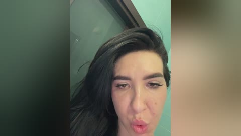 monikayyy free recording from 2026-03-27 00:43:00