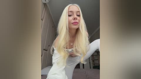 whitegirl_one free recording from 2026-04-01 00:08:00