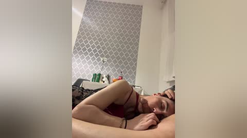 amorfatiaa free recording from 2026-04-05 00:06:00