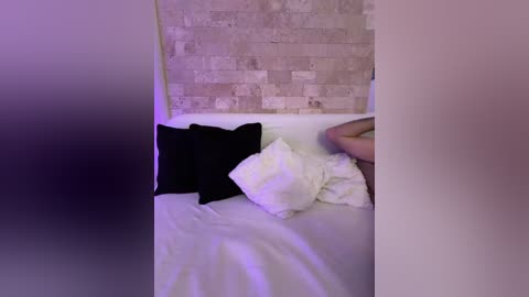 honeycouple free recording from 2026-04-07 03:00:00