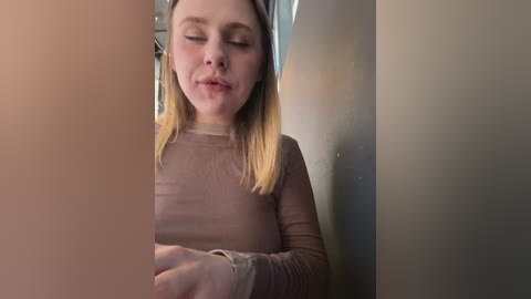 elegantbabe free recording from 2026-04-10 00:36:00