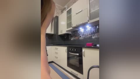 nejnaja free recording from 2026-04-11 00:46:00