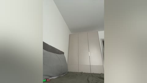 tati16 free recording from 2026-04-11 04:07:00