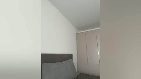 tati16 free recording from 2026-04-11 04:07:00