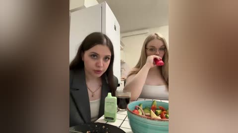 tut_net_seksa free recording from 2026-04-17 00:10:00