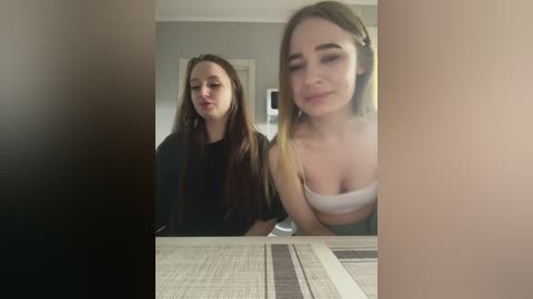 kiracouple free recording from 2026-04-14 02:03:00