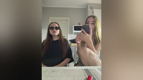 kiracouple free recording from 2026-04-14 21:15:00