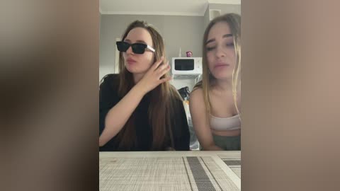 kiracouple free recording from 2026-04-14 21:25:00