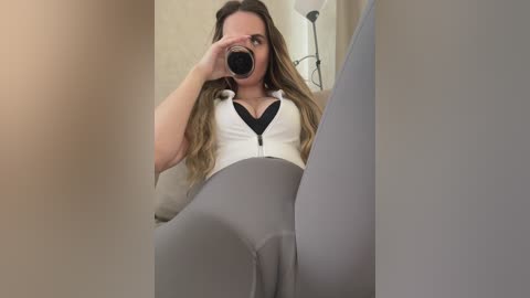 ledymiya free recording from 2026-04-14 02:42:00