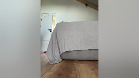 nezukoo free recording from 2026-04-14 00:04:00