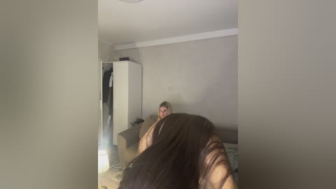 giavibey free recording from 2026-04-15 00:18:00