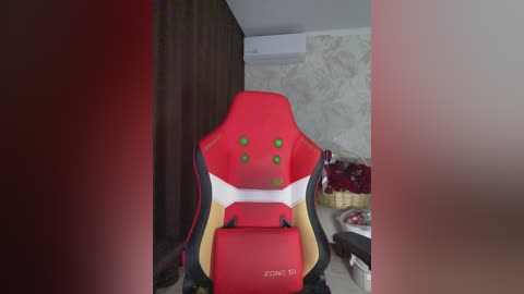 lolafox free recording from 2026-04-15 00:11:00