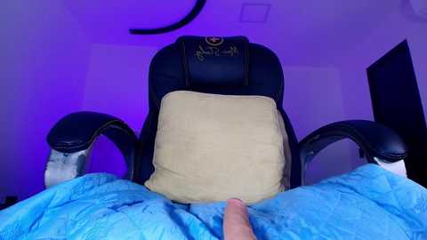 naomi_k free recording from 2026-04-15 00:11:00