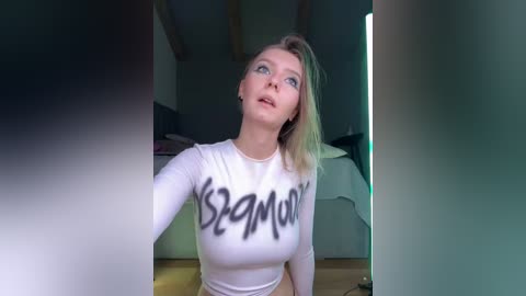 nezukoo free recording from 2026-04-15 00:17:00