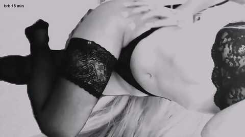 pinkfoxya free recording from 2026-04-15 00:18:00