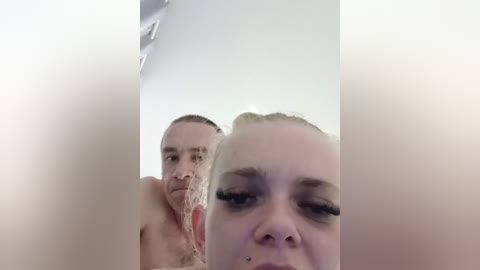 astahichalena free recording from 2026-04-16 00:51:00