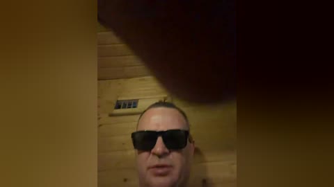 black_kitt free recording from 2026-04-16 00:51:00